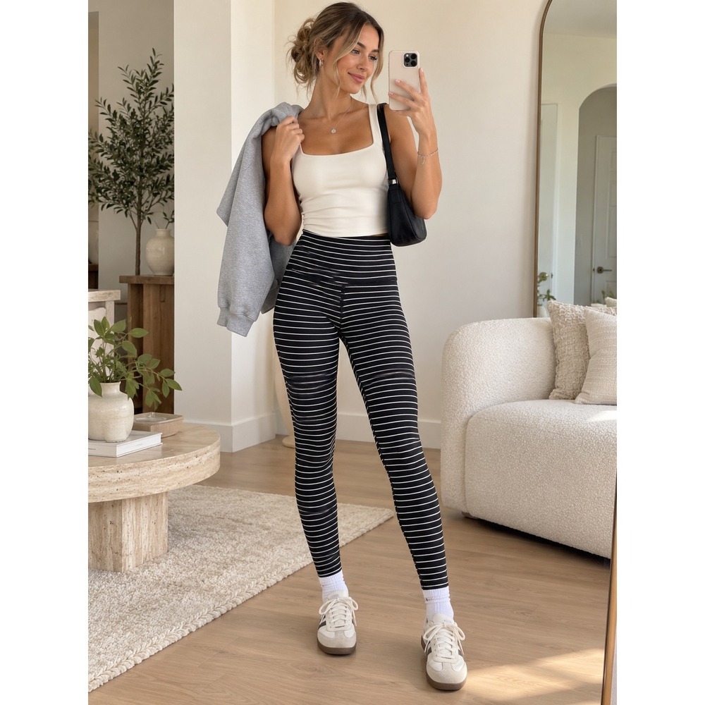Lululemon High Rise Striped Leggings Black White Size 2 W5CMAS Q148